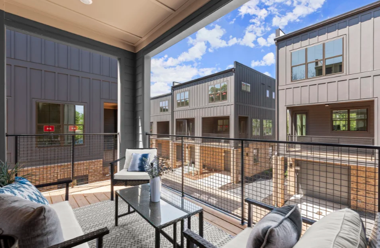 Balcony overlooking neighborhood